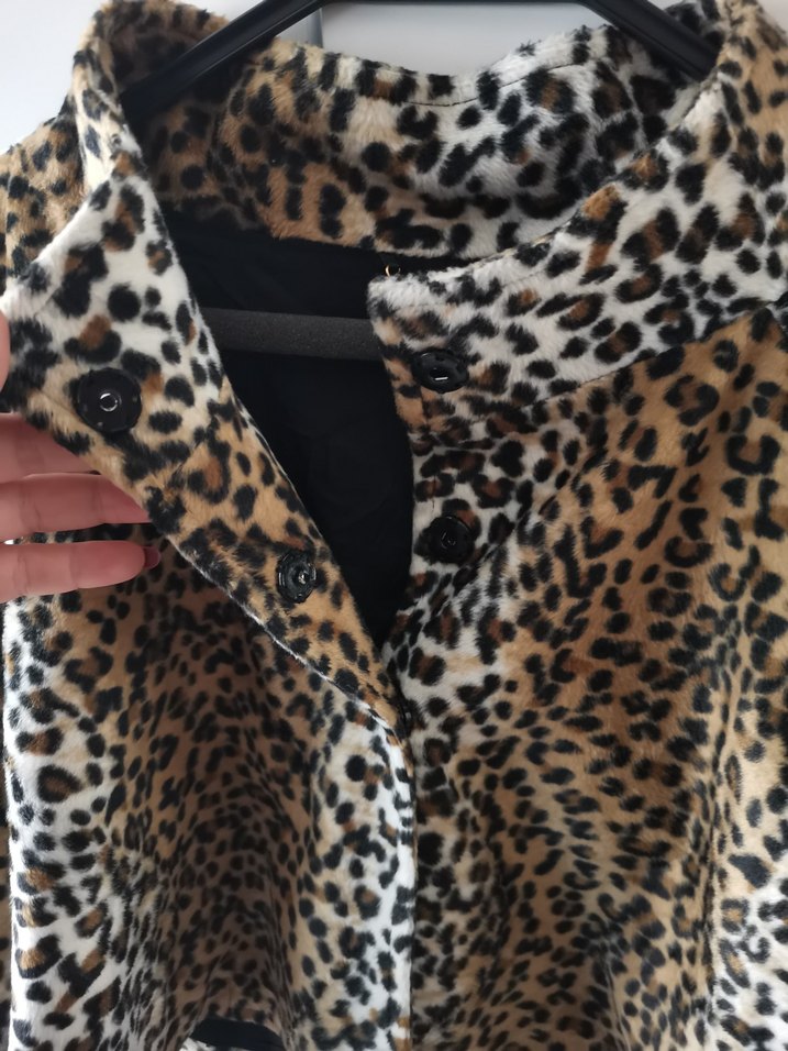 Leopar Desenli Kısa Suni Kürk Ceket - Görsel 3
