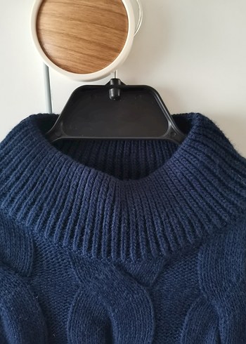 Alt - üst takım 
Kadın Lacivert Boğazlı Örgü kazak ve etek - Görsel 3