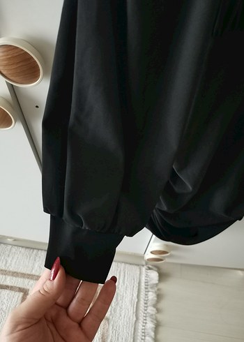 Drapeli Siyah Uzun V Yakalı Strappy Elbise - Görsel 5