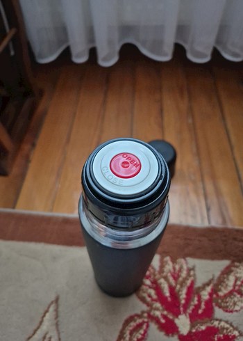 Siyah Çocuk Termosu yeni - Görsel 2