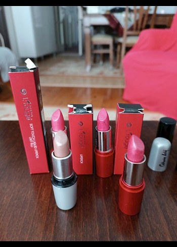 Canlı Kırmızı Ruj Seti - Görsel 4