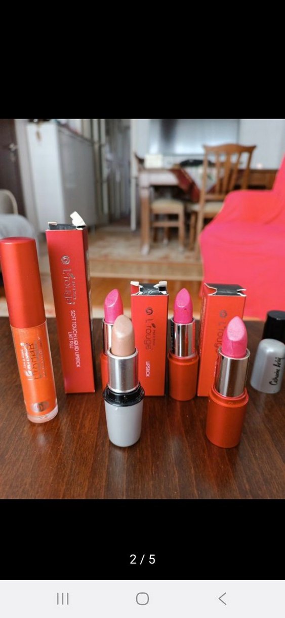 Canlı Kırmızı Ruj Seti - Görsel 2