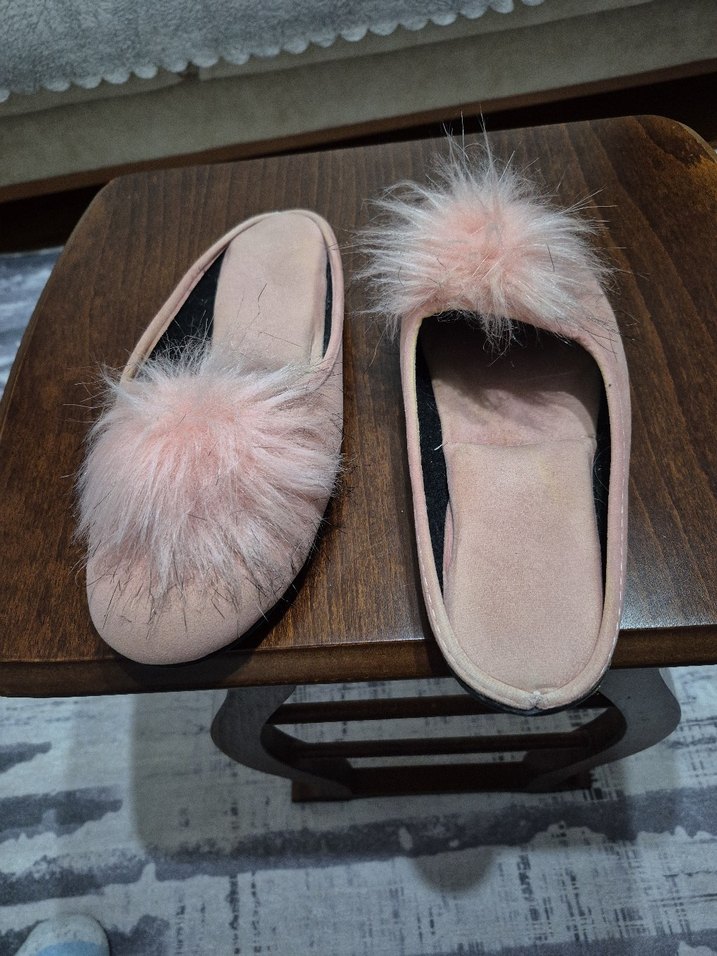 Pembe Kürklü Kadın Terlik - Görsel 4