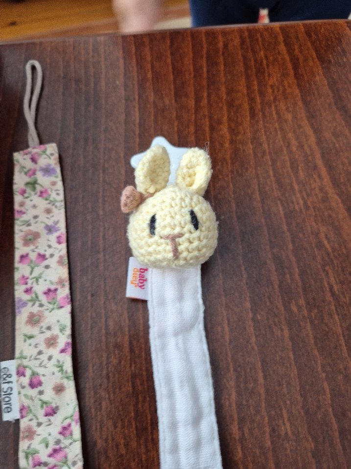 Nakışlı Kız Çocuk Emzik Askısı Seti - Görsel 2