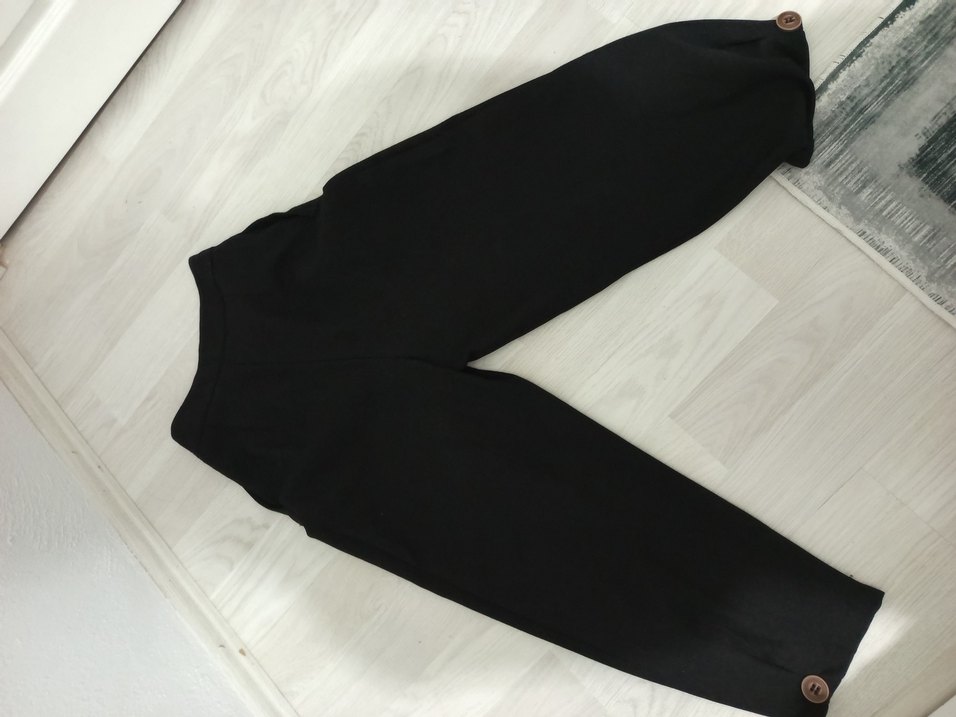 Düğmeli Siyah Midi KadınPantolon - Görsel 4