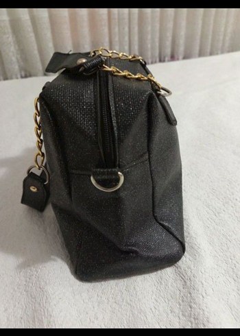 Zincir Detaylı Siyah Deri Kadın Çanta - Görsel 2