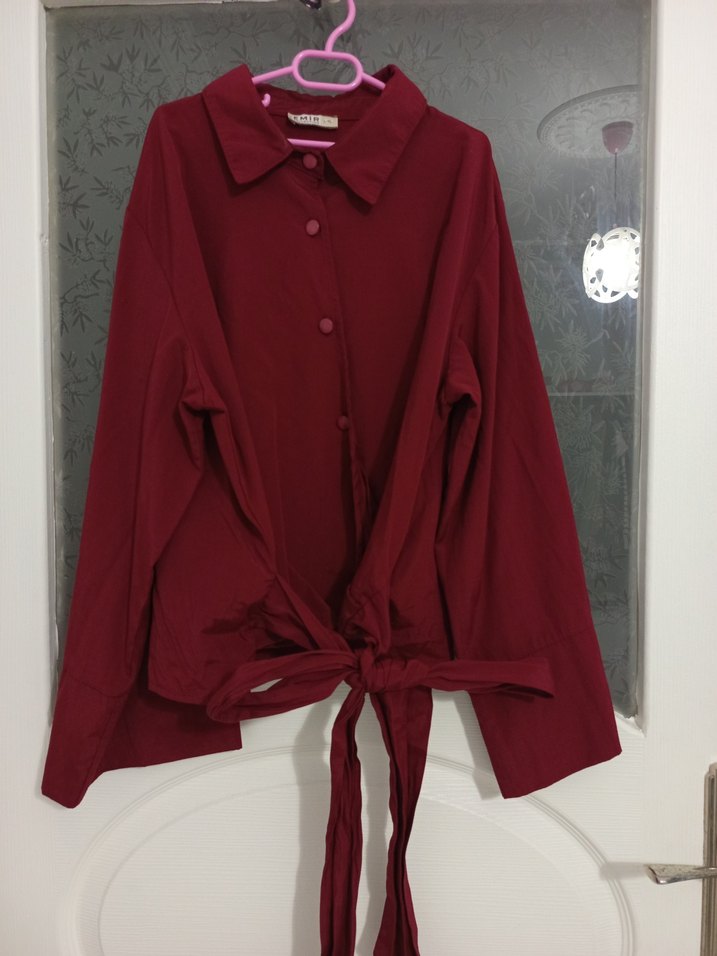 Bordo Düğmeli Uzun Kollu Salaş Gömlek - Görsel 3