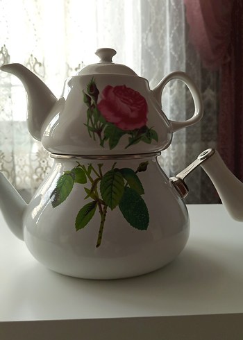 Beyaz Çiçek Desenli Pastel Çaydanlık - Görsel 3