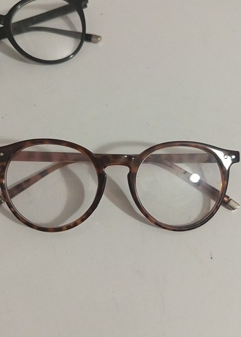 Klasik Tarz Kadın Şeffaf Kahverengi Gözlük ikili - Görsel 4