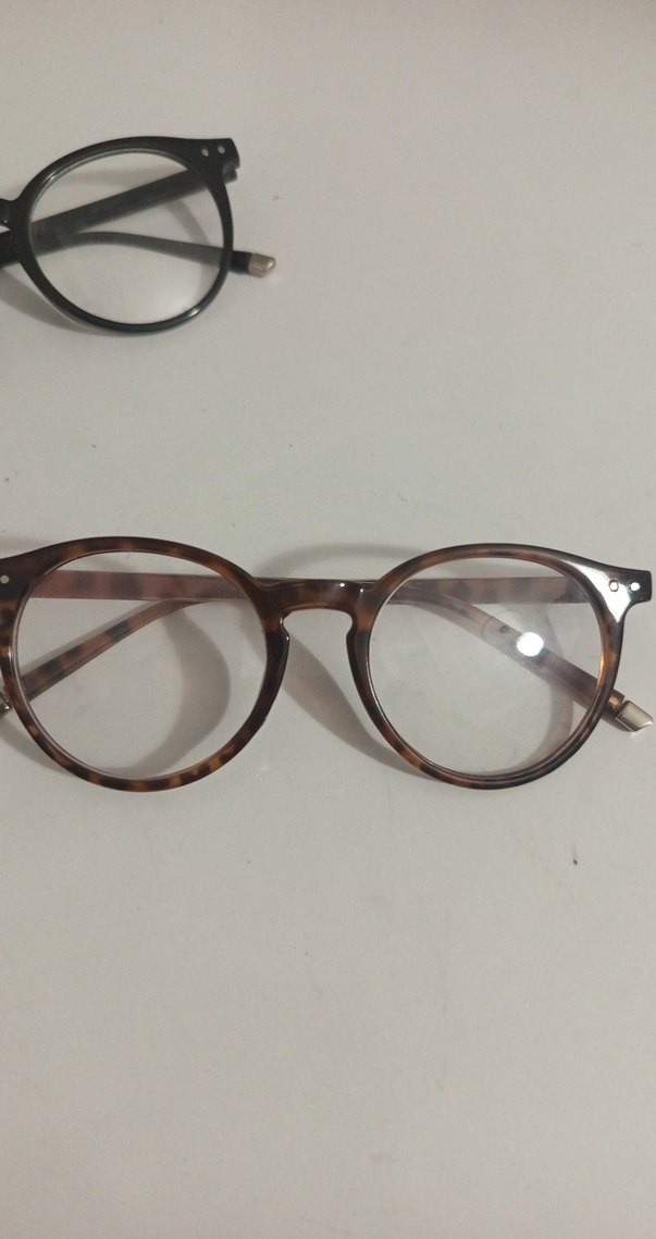 Klasik Tarz Kadın Şeffaf Kahverengi Gözlük ikili - Görsel 4