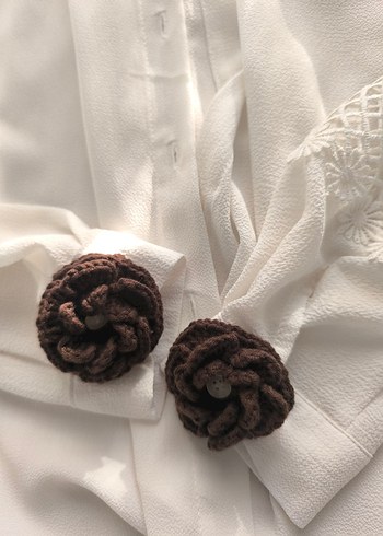 El örgüsü renk renk düğme gülleri  - Görsel 3