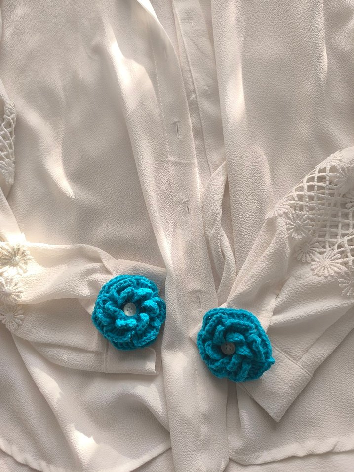 El örgüsü renk renk düğme gülleri  - Görsel 4