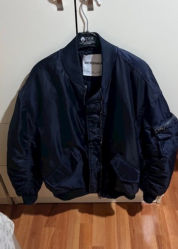 Bershka kadın Bomber Ceket S .Çok iyi durumda
