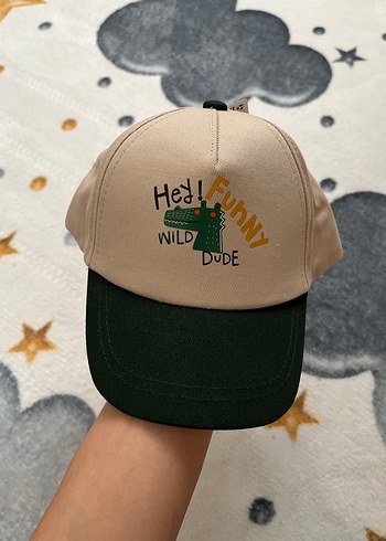 Bej ve Yeşil Erkek Çocuk Şapka Velcro