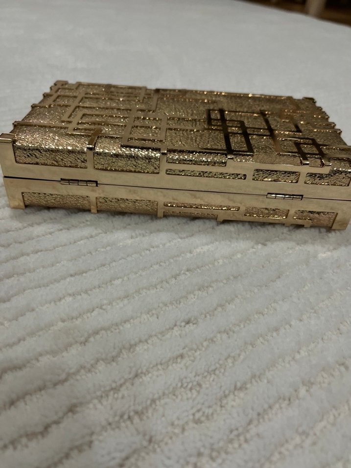 Gold Renk Metal Abiye Clutch Çanta  Zincir Askılı - Görsel 2