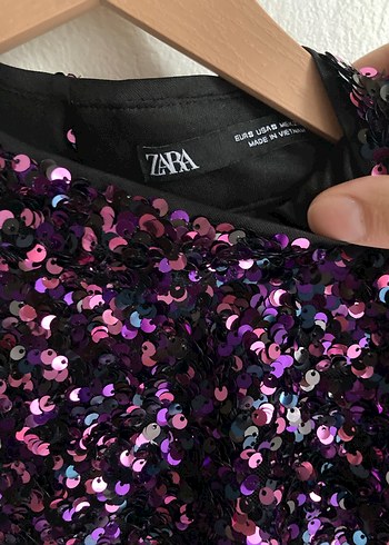 s Beden ZARA payetli crop bluz