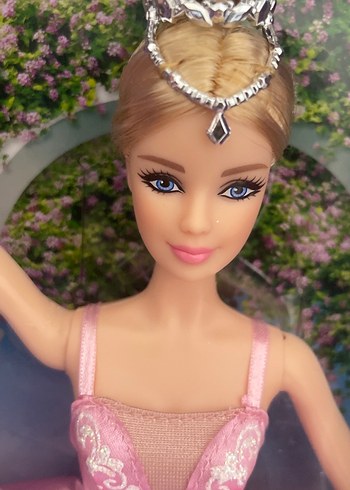 Barbie Ballet Eishes 2019 Barbie