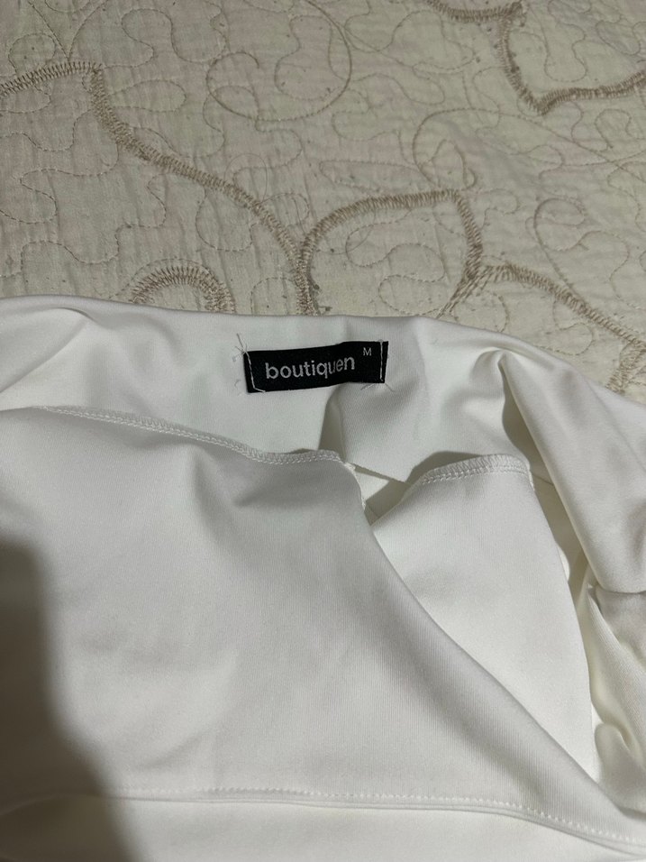 Kadın Beyaz Kolsuz Keten Bluz - Görsel 2