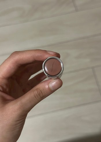 Bej Parlak Dudak Parlatıcısı - Görsel 2