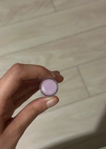 Mor renkli simli Dudak Parlatıcısı - Görsel 2