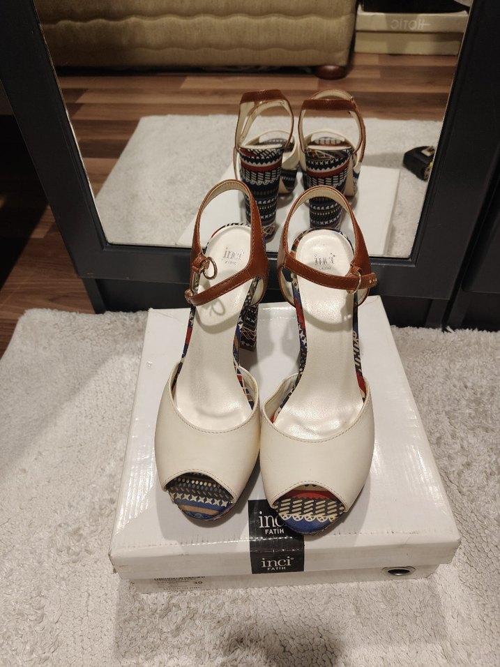 İnci 39 Numara Bohem Desenli Önü Açık Platform Topuklu Ayakkabı - Görsel 5