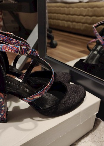 37 Numara Bohem Çok Renkli Tokalı Topuklu Kadın Ayakkabı - Görsel 2