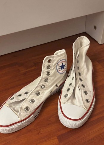 Beyaz convers