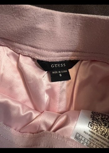 Guess Guess pembe pullu şort