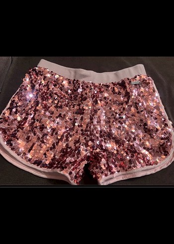 Guess pembe pullu şort