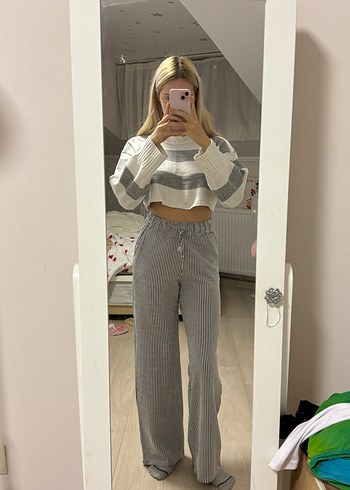 Stradivarius çizgili bol pantolon