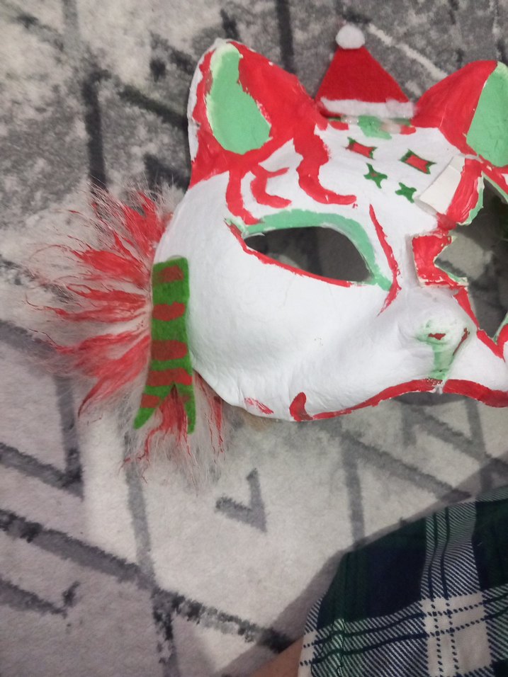 Renkli Nakışlı Kürklü Therian maskesi - Görsel 3