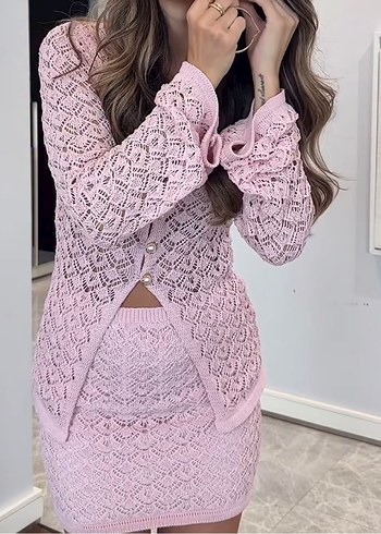 Dantel Detaylı Pembe Triko Mini Elbise Sinem Kıvanç