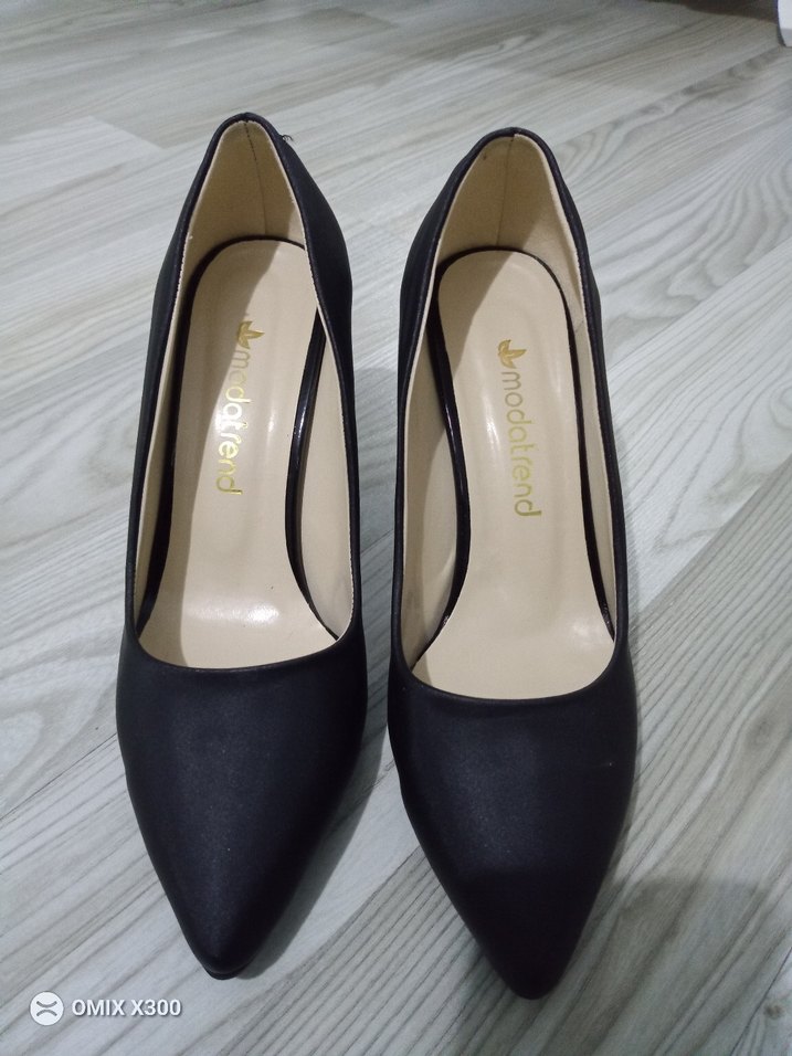 Klasik Siyah Stiletto Topuklu Kadın Ayakkabı - Görsel 4