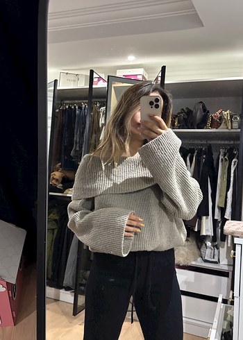 Gri Yüksek Yakalı Örgü Salaş Kazak - Görsel 3