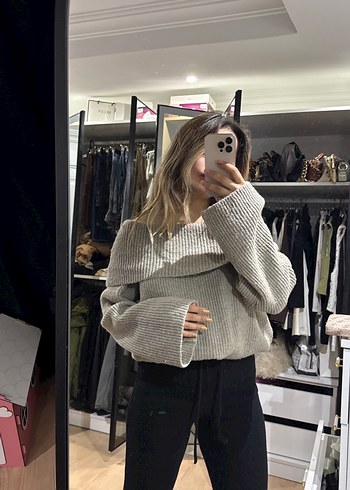 Gri Yüksek Yakalı Örgü Salaş Kazak - Görsel 2