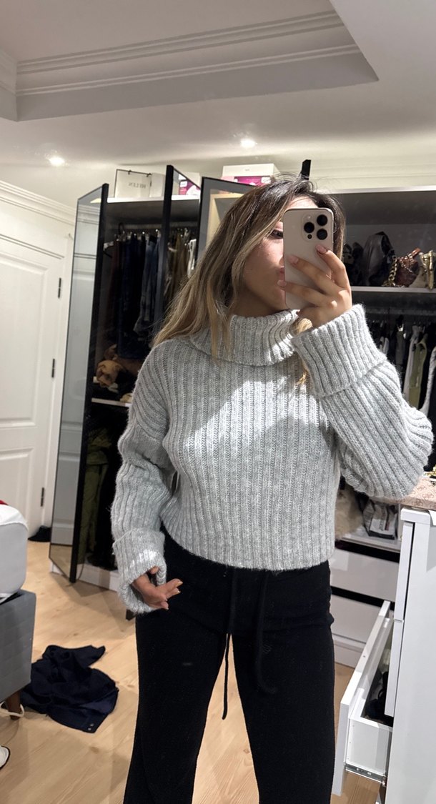 Gri Boğazlı Triko Kadın Kazak - Görsel 2