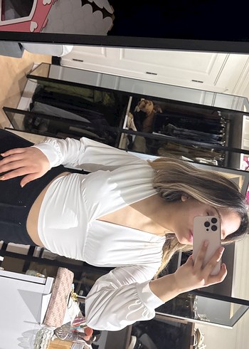 Beyaz V Yaka Uzun Kollu Kadın Bluz - Görsel 5