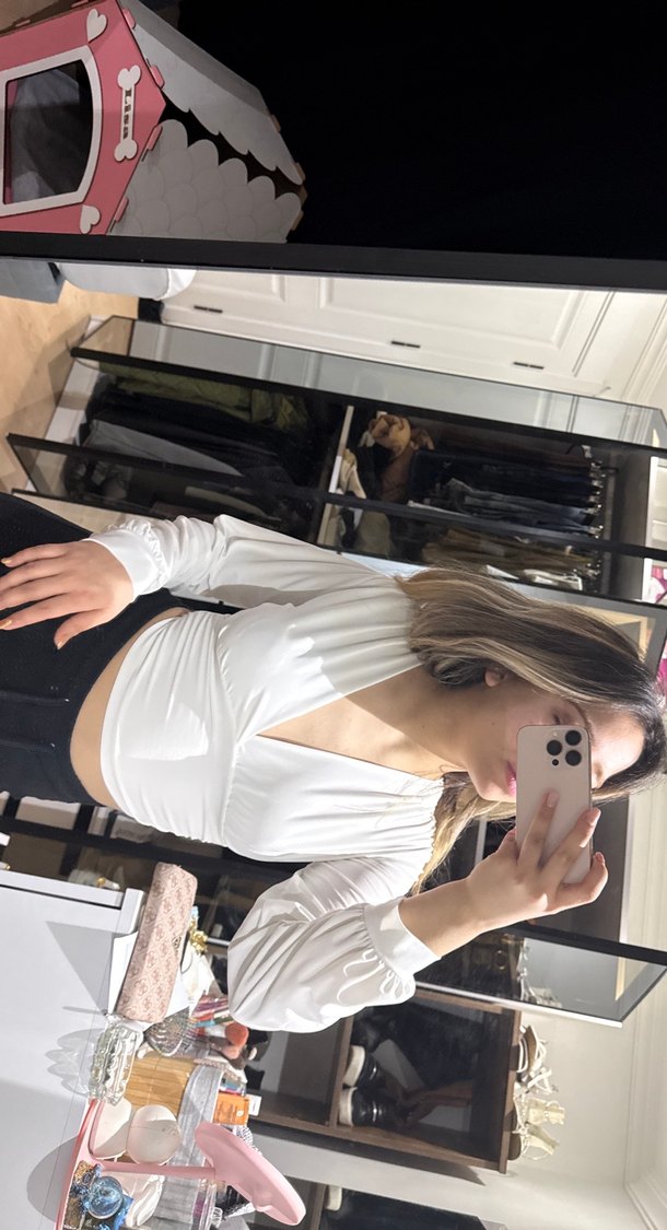 Beyaz V Yaka Uzun Kollu Kadın Bluz - Görsel 5