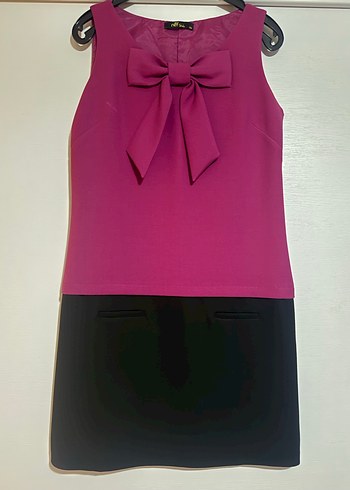 Pembe Fiyonk Detaylı Mini Elbise