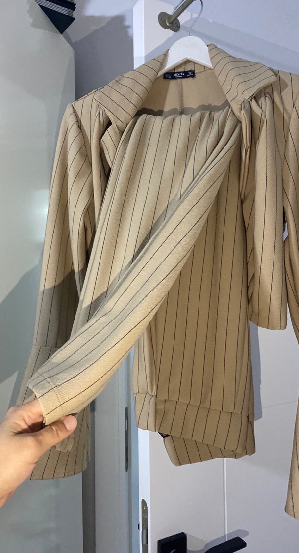 Bej siyah Çizgili Mini Kadın Blazer Ceket pantolon takım - Görsel 2