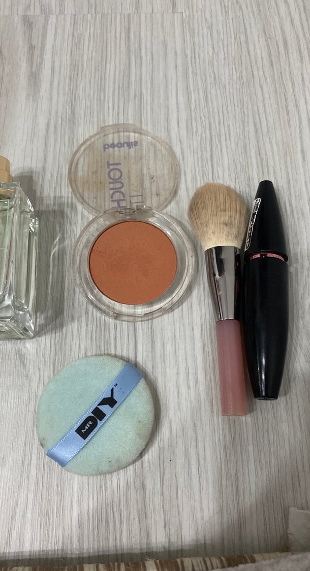 Beyaz Saplı Makyaj Fırçaları ve Aksesuarları - Görsel 3