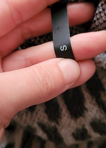 Kadın Leopar Desenli Gri Boğazlı Panço - Görsel 3