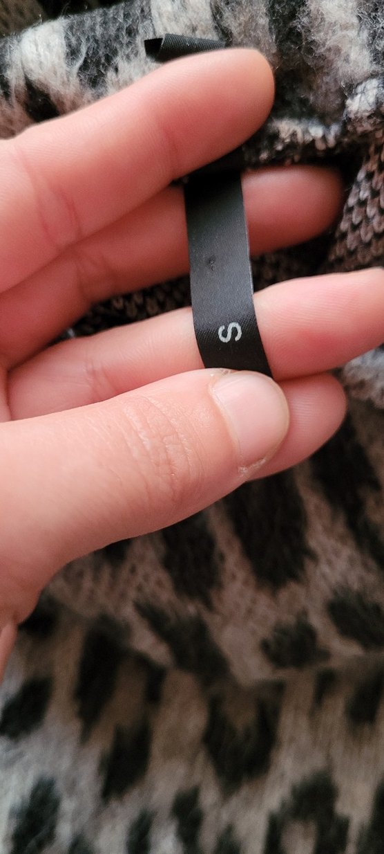 Kadın Leopar Desenli Gri Boğazlı Panço - Görsel 3