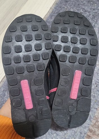 Kız Çocuk Pembe Velcro Spor Ayakkabı - Görsel 3