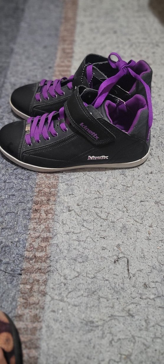 Mor Bağcıklı ve Cırt Cırtlı Kadın Spor Ayakkabı - Görsel 2