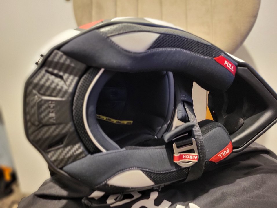 Airoh Commander 2 Doom, Karbon Kompozit kabuk - Görsel 5