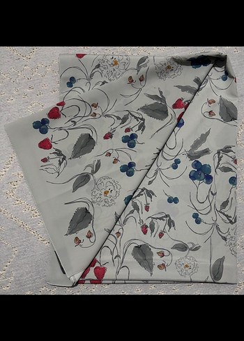 Diğer fresh scarfs strawberry desen şal füme