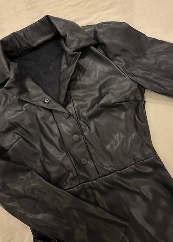 Düğmeli Siyah Deri Mini Elbise - Görsel 4