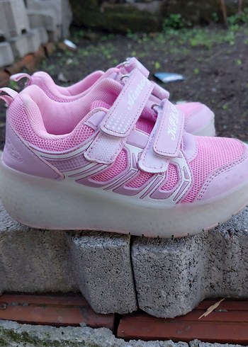 Kız Çocuk Pembe Cırt Cırtlı Spor Ayakkabı