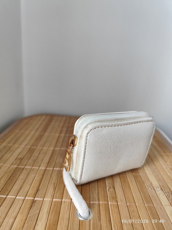 Beyaz Fermuarlı Kadın Deri Cüzdan - Görsel 3